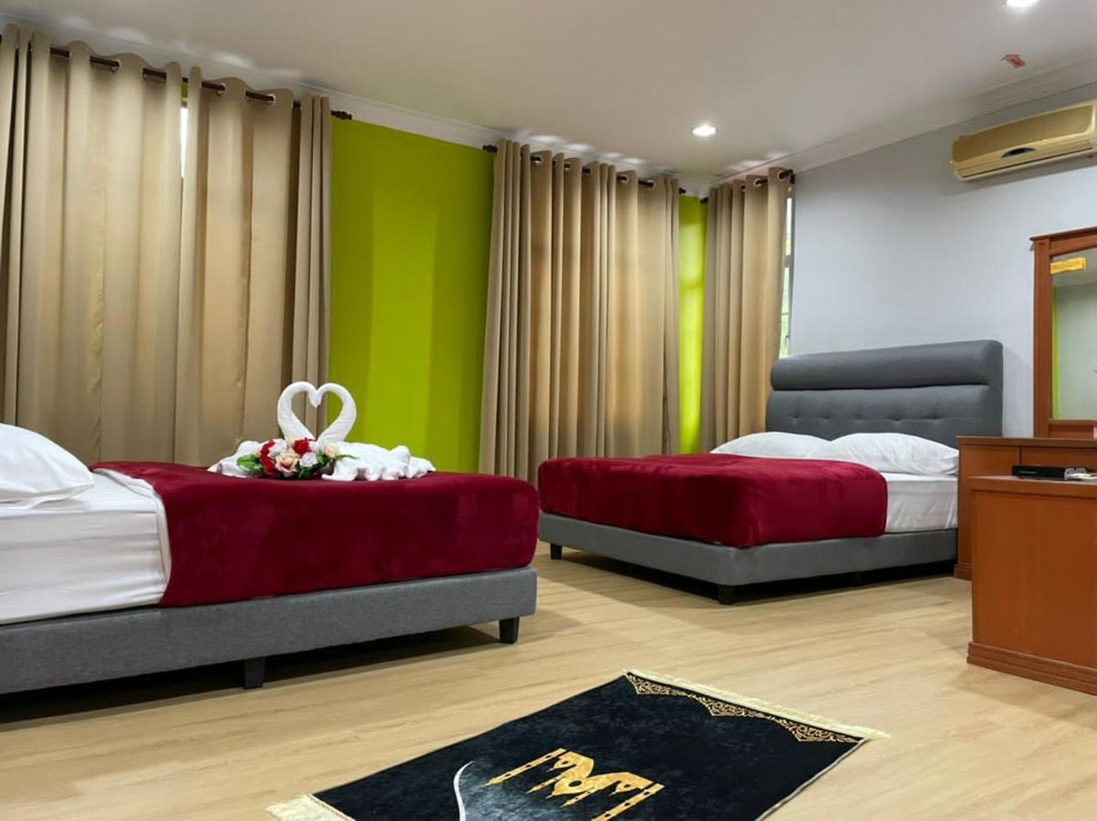 קמפונג קואלה בסוט Samudera Hotel מראה חיצוני תמונה