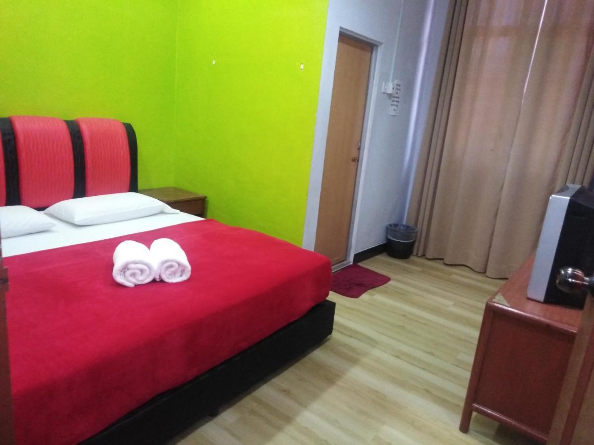קמפונג קואלה בסוט Samudera Hotel מראה חיצוני תמונה